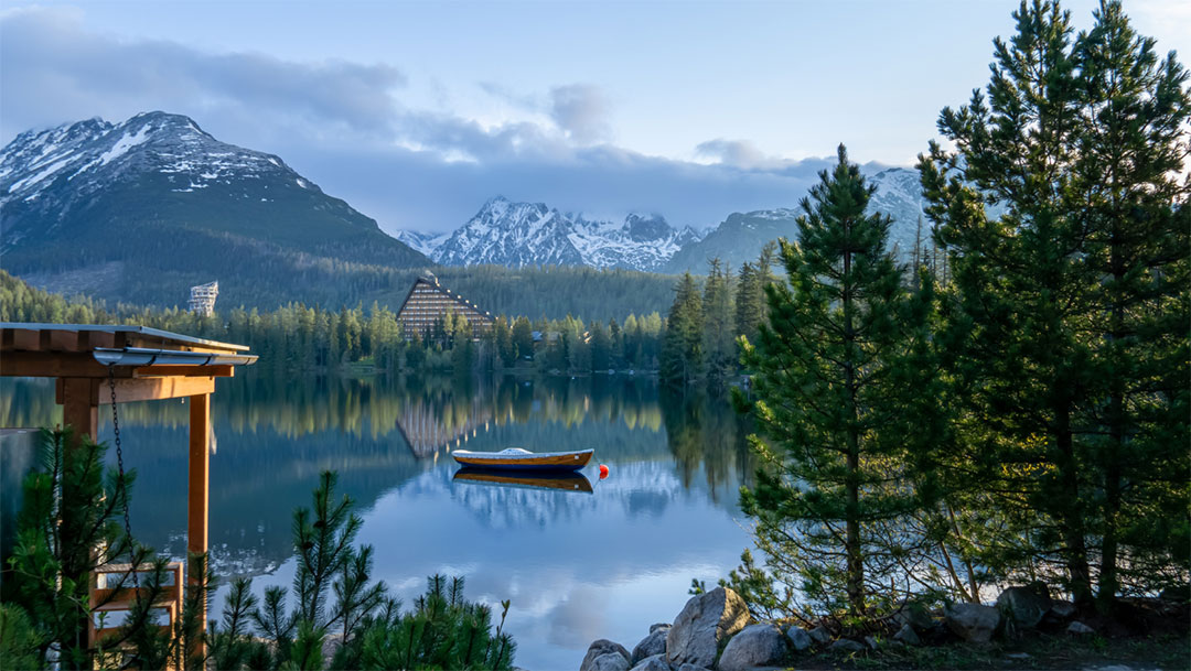 Štrbské Pleso do 20 minút. Z rezortu Gerlach máte na skok prírodu aj veľké mestá